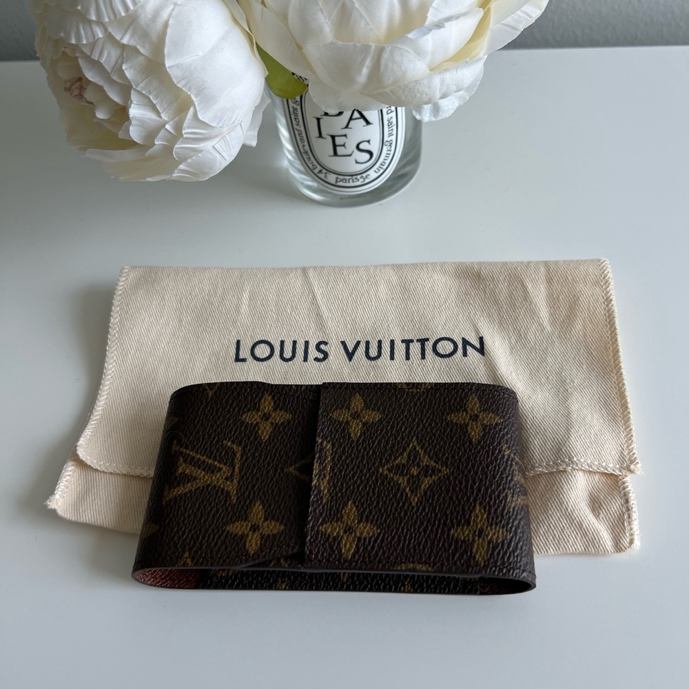 New Louis Vuitton Monogram case 🤎 - Picture 2 of 7